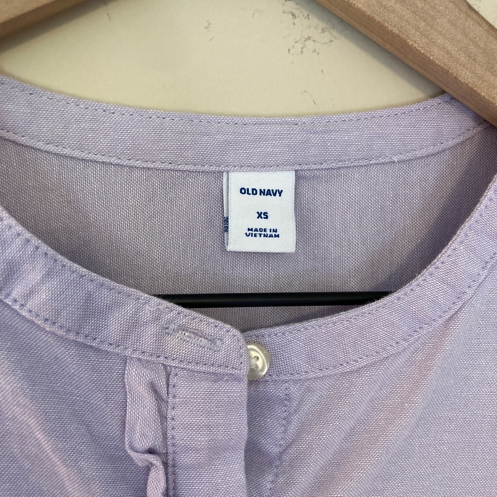Old Navy Purple Button Front Blouse Top Ruffled XS - Picture 2 of 2